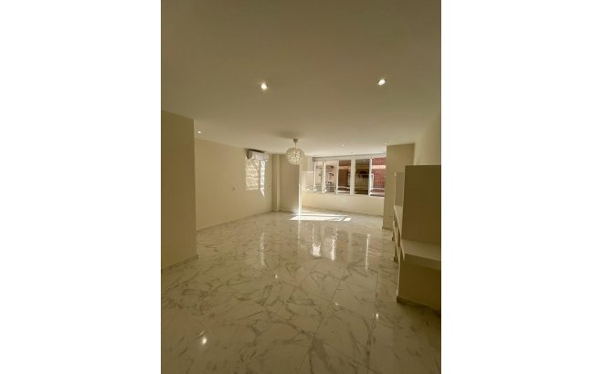 Herverkoop - Appartement -
Torrevieja