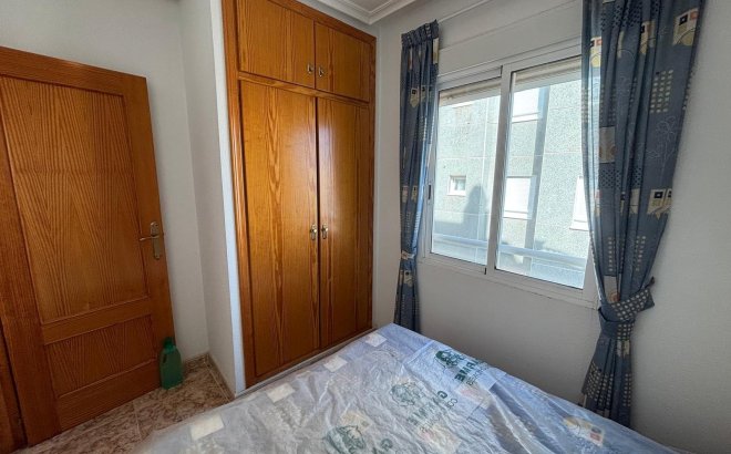 Resale - Apartment -
Torrevieja - Playa del Cura
