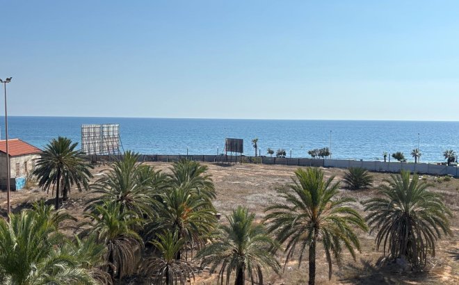 Resale - Apartment -
Torrevieja - Playa del Cura