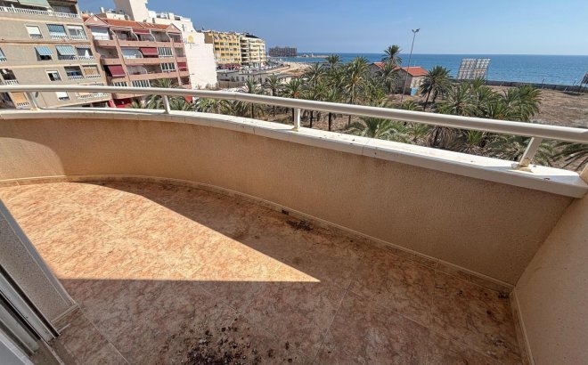 Resale - Apartment -
Torrevieja - Playa del Cura