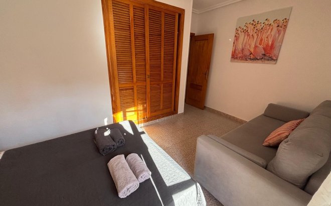 Resale - Apartment -
Torrevieja - Los Frutales