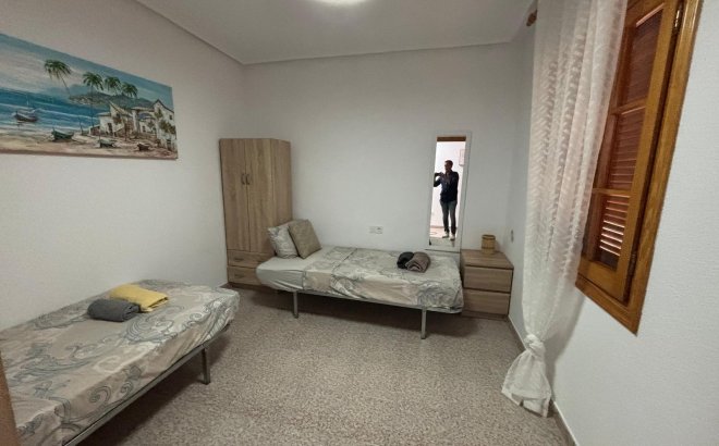 Resale - Apartment -
Torrevieja - Los Frutales