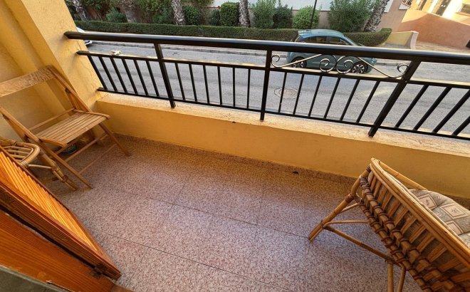 Resale - Apartment -
Torrevieja - Los Frutales