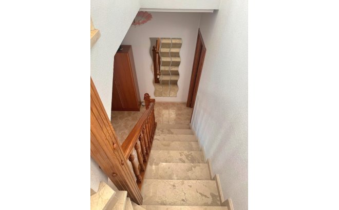 Resale - Dúplex -
Torrevieja - Torreblanca