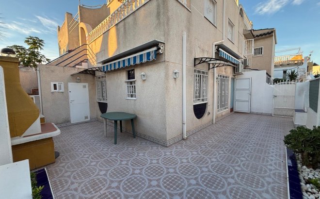 Resale - Semi Detached -
Torrevieja - Carrefour