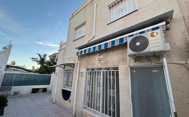 Resale - Semi Detached -
Torrevieja - Carrefour