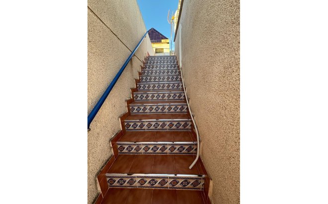 Resale - Semi Detached -
Torrevieja - Carrefour