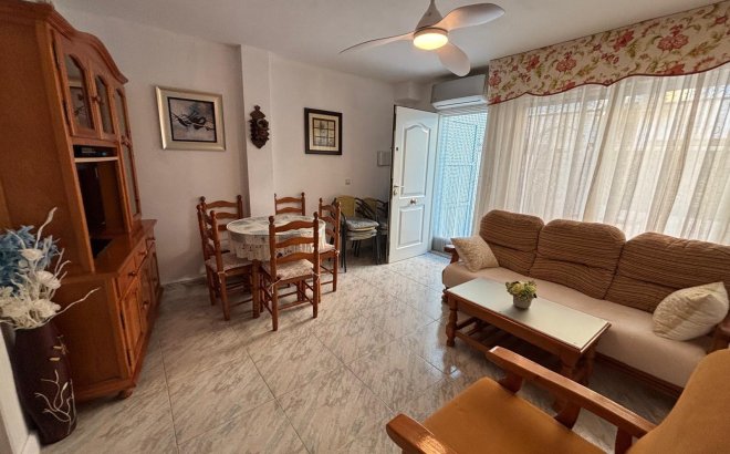 Resale - Semi Detached -
Torrevieja - Carrefour