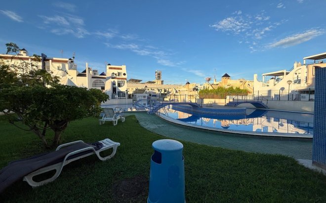 Resale - Semi Detached -
Torrevieja - Carrefour