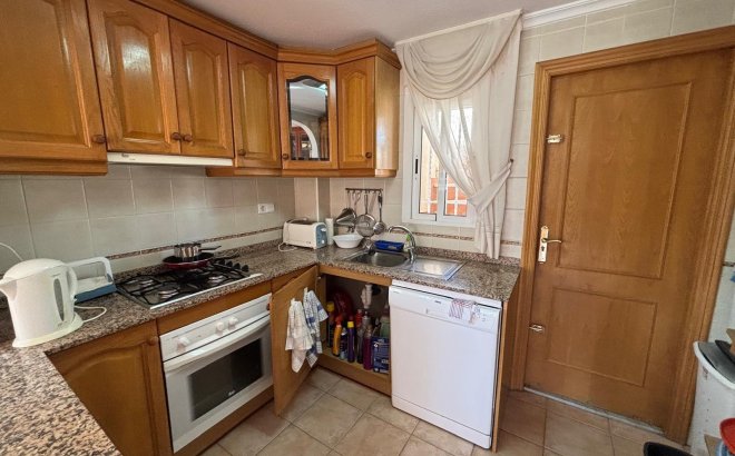 Resale - Bungalow -
Torrevieja