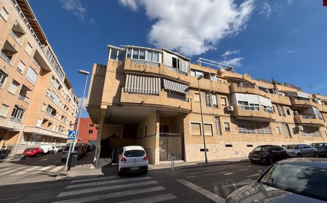 Resale - Apartment -
Torrevieja - Playa de los Locos