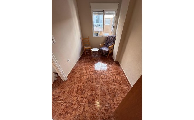 Resale - Apartment -
Torrevieja - Playa del Cura