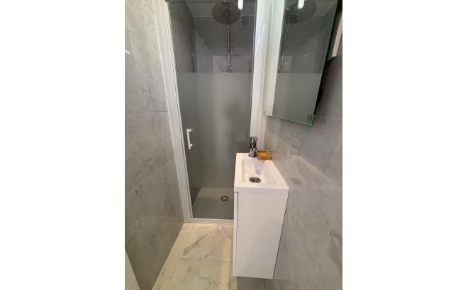 Resale - Penthouse -
Torrevieja - Acequion