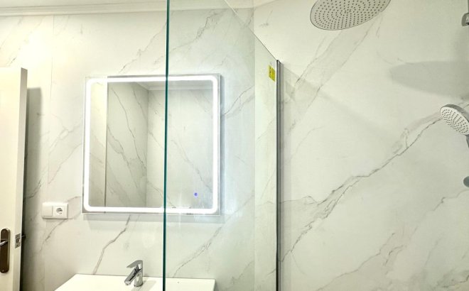 Revente - Appartement -
Torrevieja - La Mata Pueblo