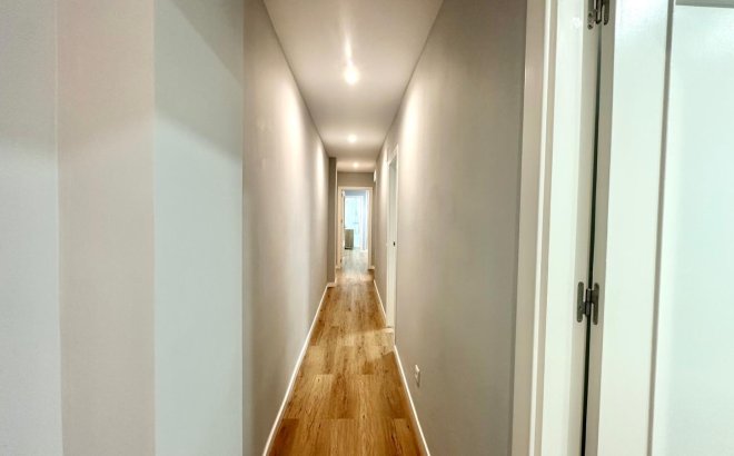 Revente - Appartement -
Torrevieja - La Mata Pueblo