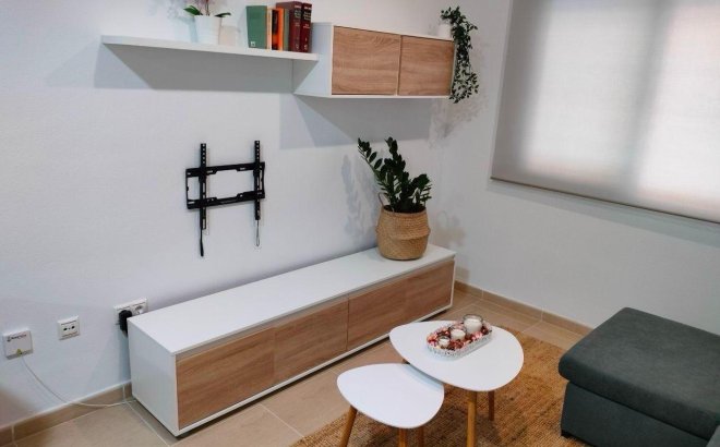 Resale - Apartment -
Torrevieja - Playa de los Locos