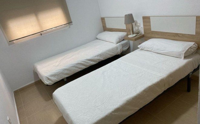 Resale - Apartment -
Torrevieja - Playa de los Locos