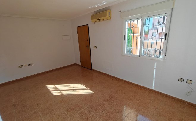 Resale - Dúplex -
Los Montesinos - Costa Blanca Sur