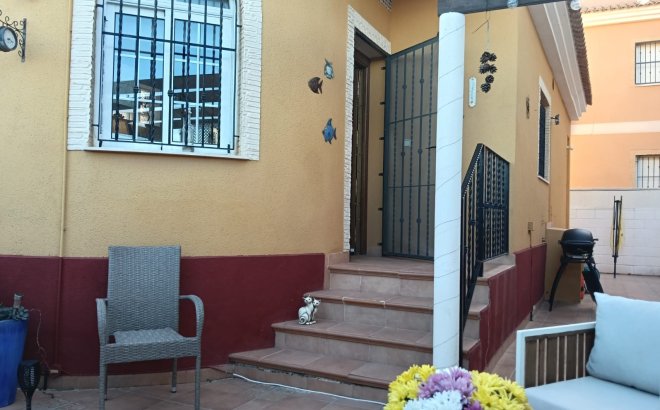 Resale - Villa -
Los Montesinos - Costa Blanca