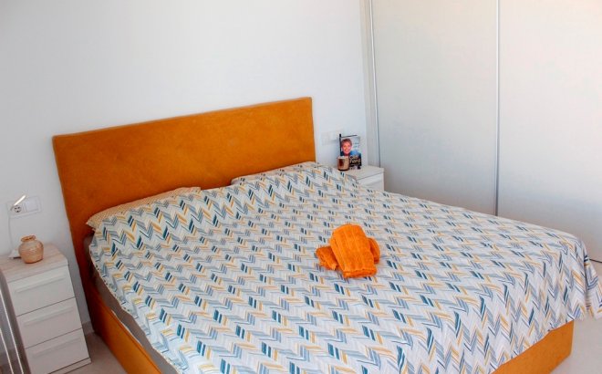 Resale - Villa -
San Miguel de Salinas - Inland