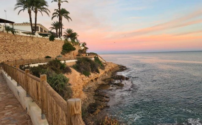 Resale - Penthouse -
Orihuela Costa - Costa Blanca