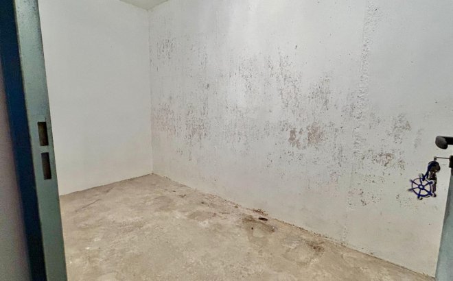 Herverkoop - Appartement -
Torrevieja - Estacion De Autobuses