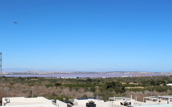 Resale - Villa -
Orihuela Costa - Costa Blanca