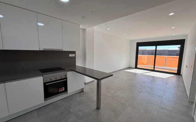 Resale - Apartment -
Torrevieja - Estacion De Autobuses