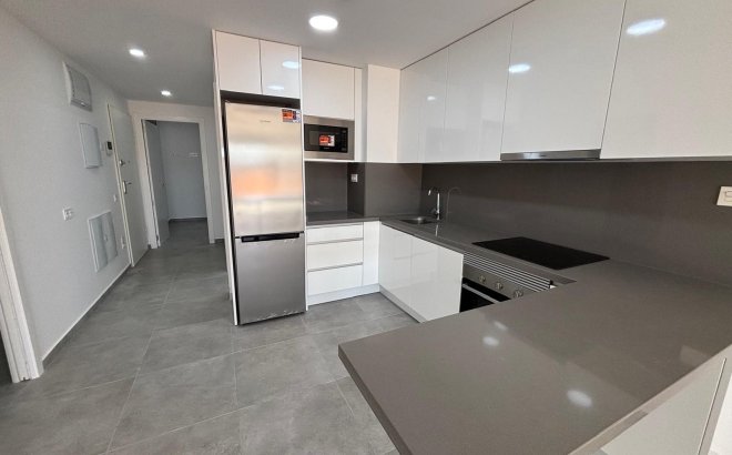 Resale - Apartment -
Torrevieja - Estacion De Autobuses