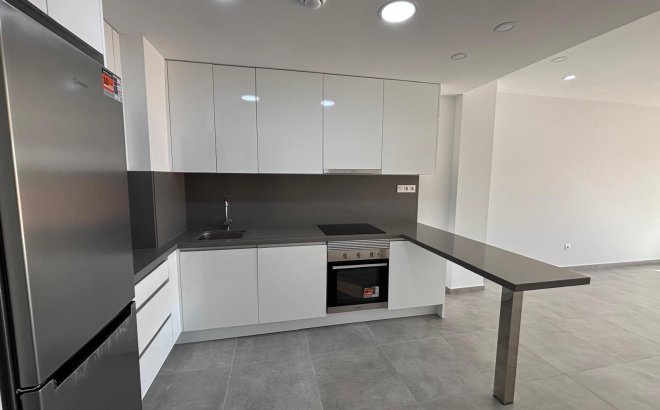 Resale - Apartment -
Torrevieja - Estacion De Autobuses