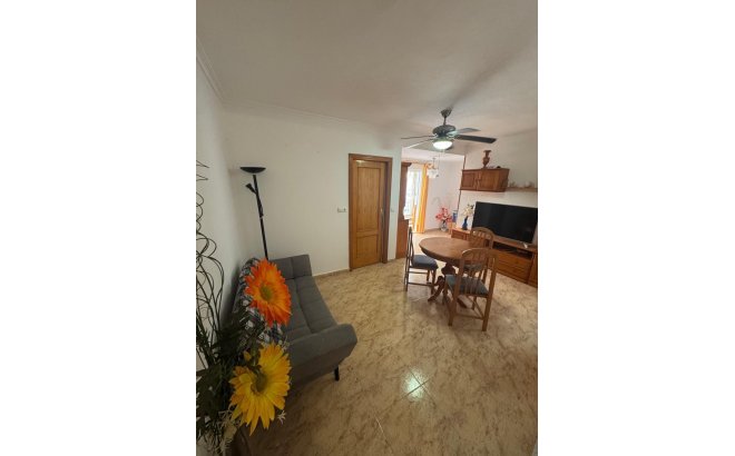 Resale - Apartment -
Torrevieja - Habaneras