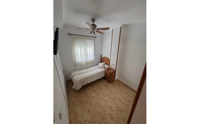 Resale - Apartment -
Torrevieja - Habaneras