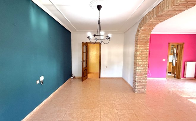 Herverkoop - Villa -
Pilar de la Horadada - Costa Blanca