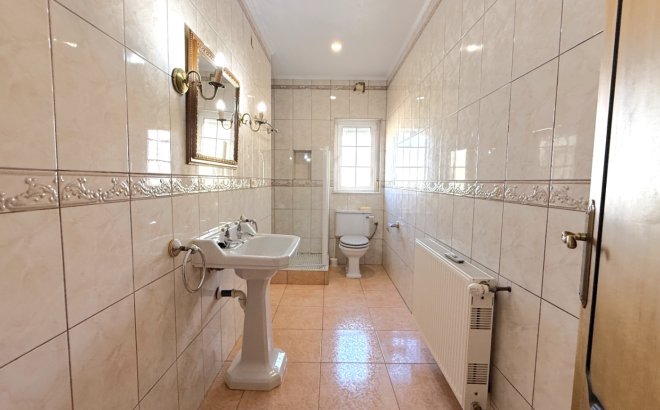 Herverkoop - Villa -
Pilar de la Horadada - Costa Blanca