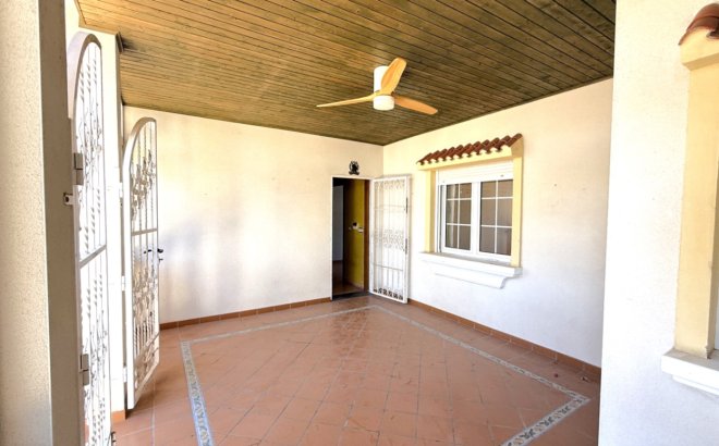 Herverkoop - Villa -
Pilar de la Horadada - Costa Blanca