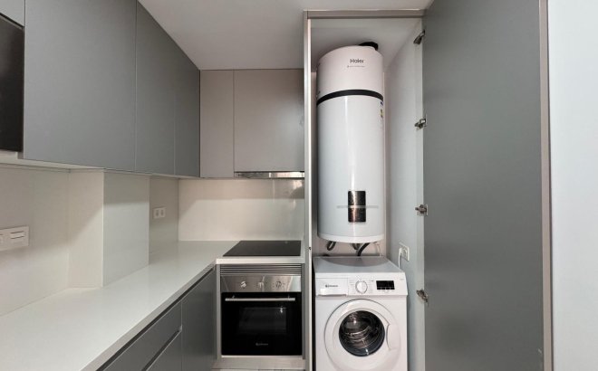 Herverkoop - Appartement -
Torrevieja - Centro