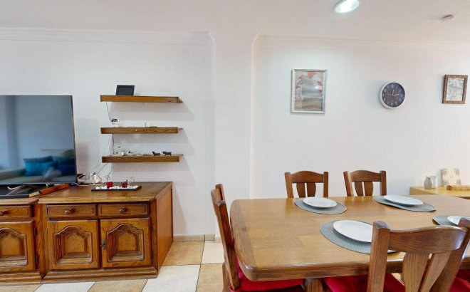 Resale - Apartment -
Torrevieja - Puerto Deportivo Marina Salinas