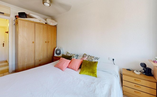 Resale - Apartment -
Torrevieja - Puerto Deportivo Marina Salinas