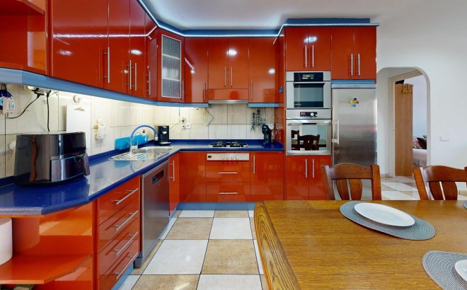 Resale - Apartment -
Torrevieja - Puerto Deportivo Marina Salinas