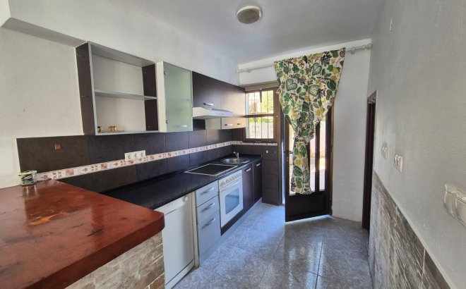 Resale - Town House -
Torrevieja - Los Balcones
