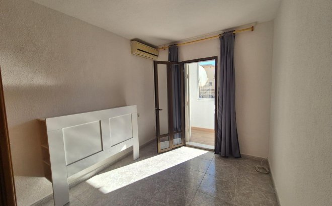 Resale - Town House -
Torrevieja - Los Balcones