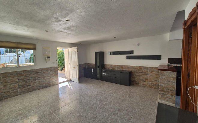 Resale - Town House -
Torrevieja - Los Balcones