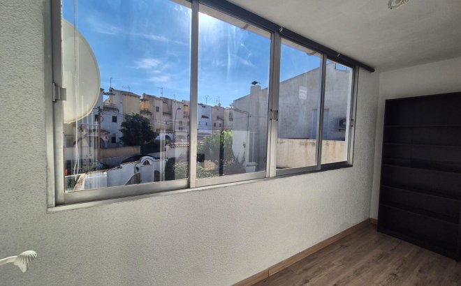 Resale - Town House -
Torrevieja - Los Balcones