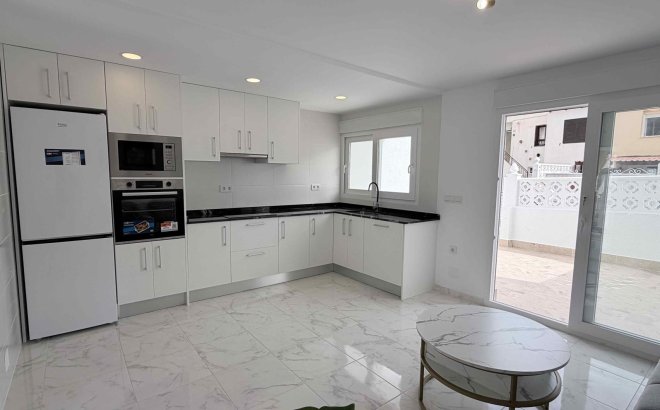 Revente - Town House -
Torrevieja - Costa Blanca