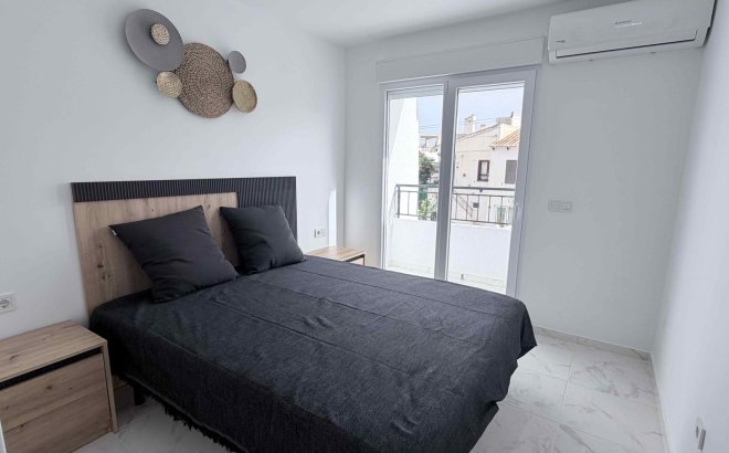 Revente - Town House -
Torrevieja - Costa Blanca