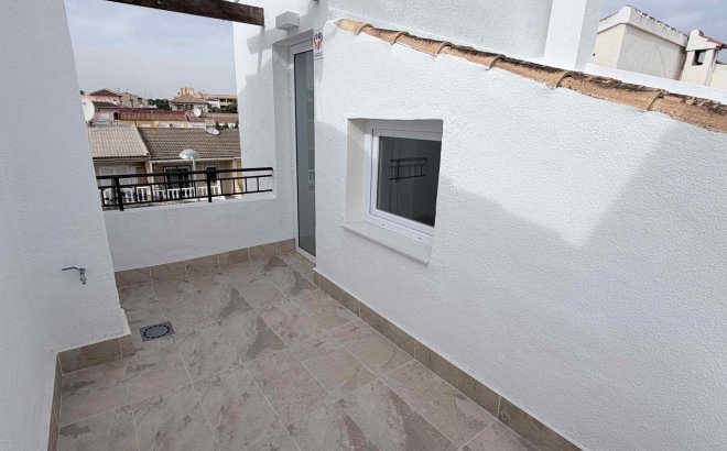 Revente - Town House -
Torrevieja - Costa Blanca