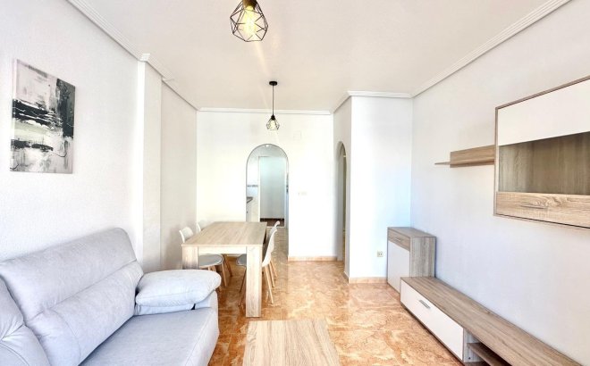 Resale - Bungalow -
Torrevieja - Playa de los Locos