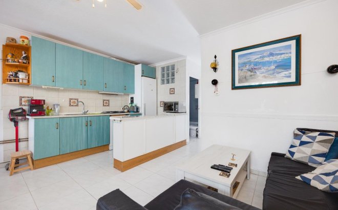 Resale - Villa -
Torrevieja - Calas Blanca