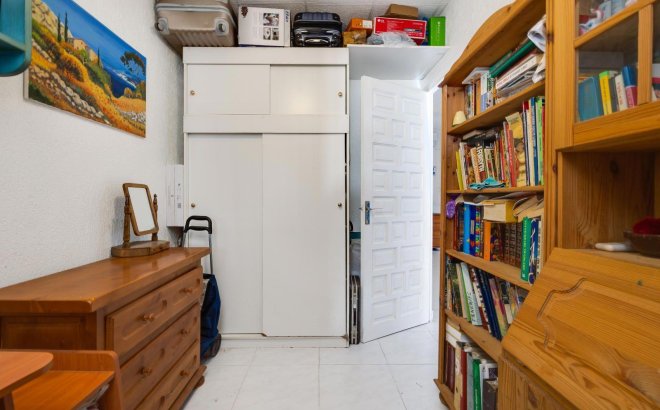 Resale - Villa -
Torrevieja - Calas Blanca