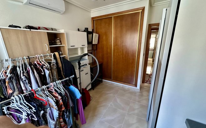 Resale - Semi Detached -
San Miguel de Salinas - Residencial Los Flamencos